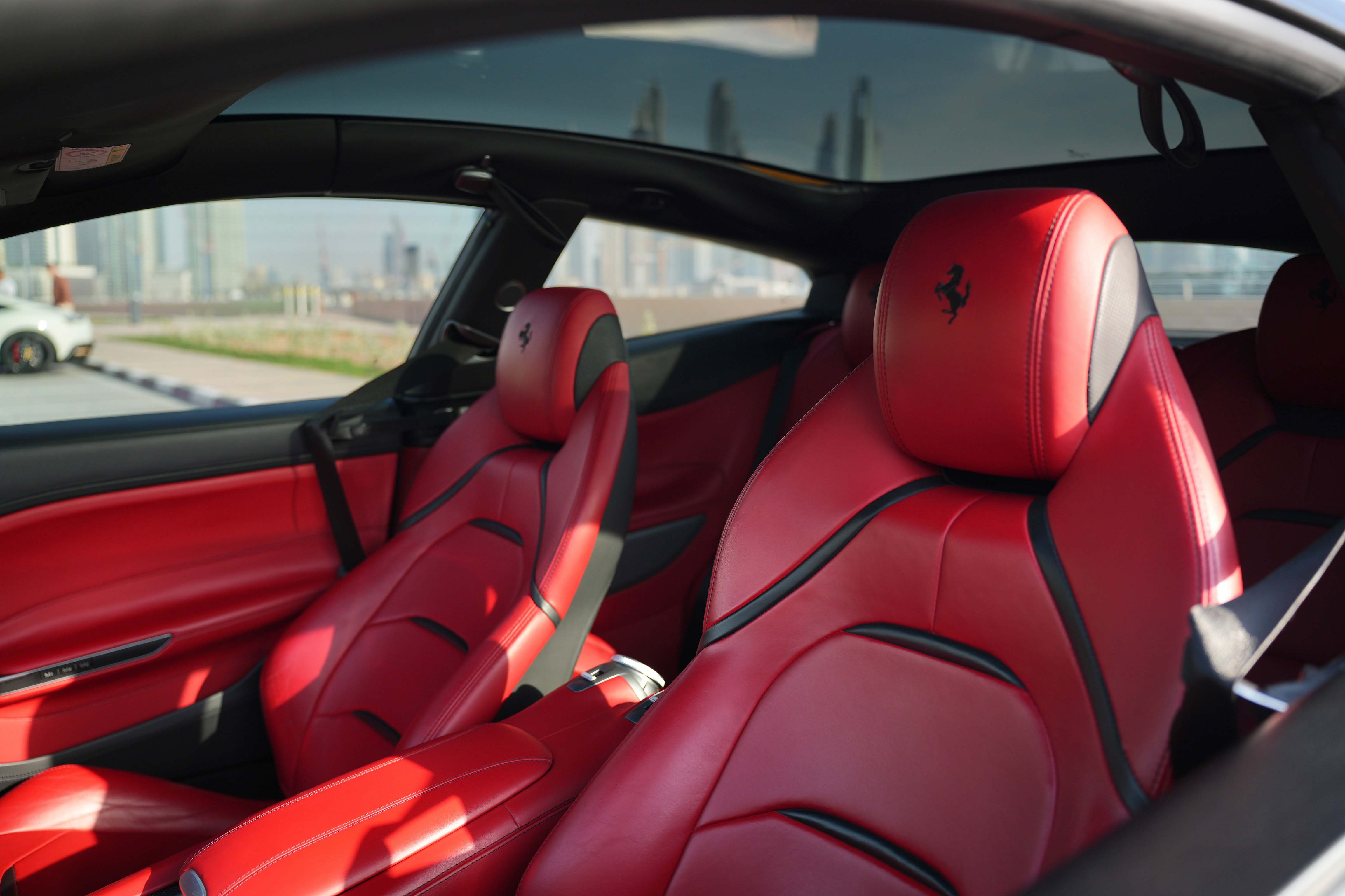 Ferrari GTC4 preview 8